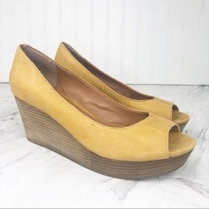 Lucky Brand Issy 2 Yellow Leather Wedge 9.5